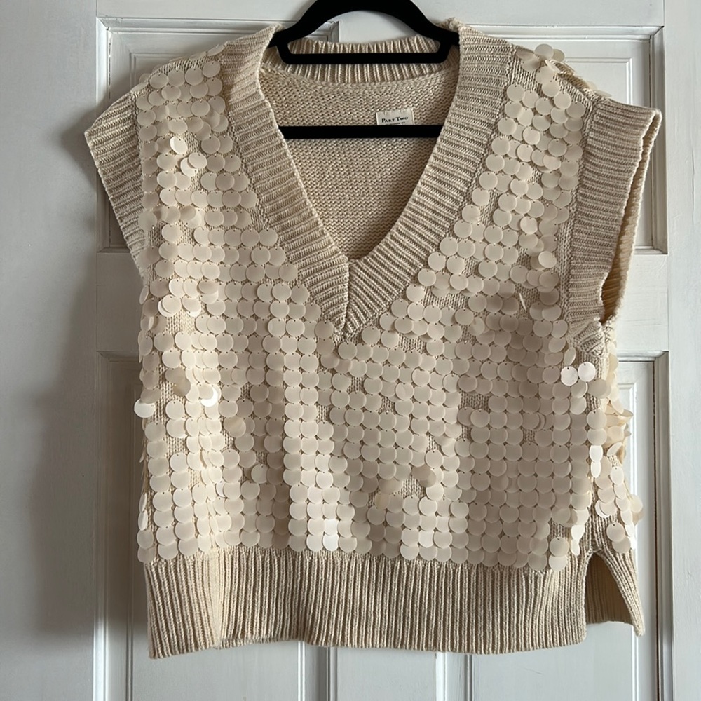 Sequinned cream sweater vest